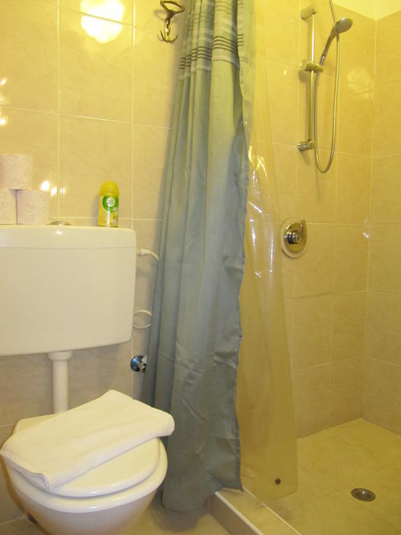 Jerusalem Hills Inn Abu Ghaush Quarto foto